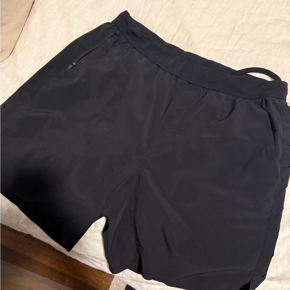 Men's Ten Thousand Interval short no liner